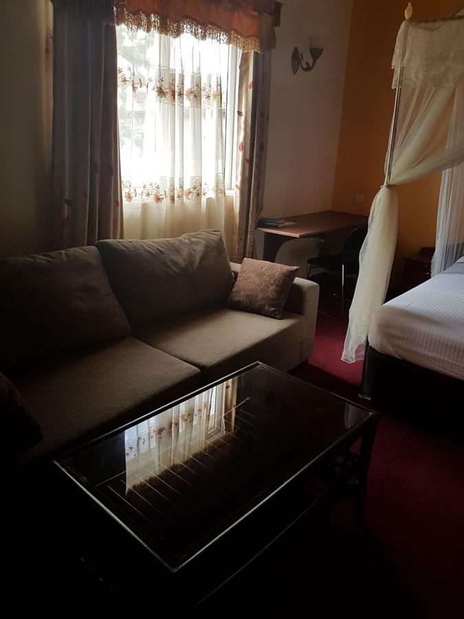 Lodwar Ceamo Prestige Lodge מראה חיצוני תמונה