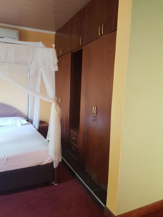 Lodwar Ceamo Prestige Lodge מראה חיצוני תמונה